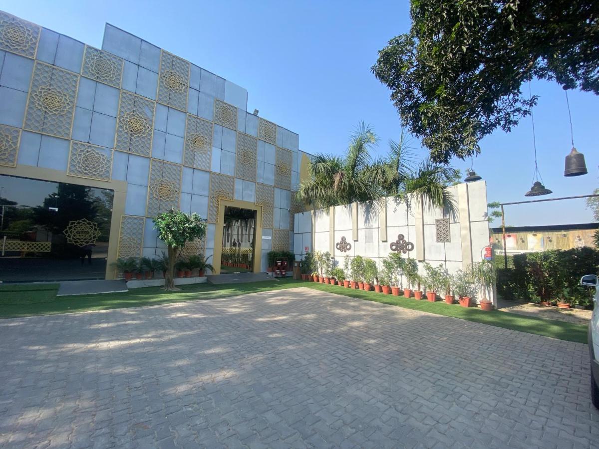 Hotel Cedar Jaipur Dış mekan fotoğraf