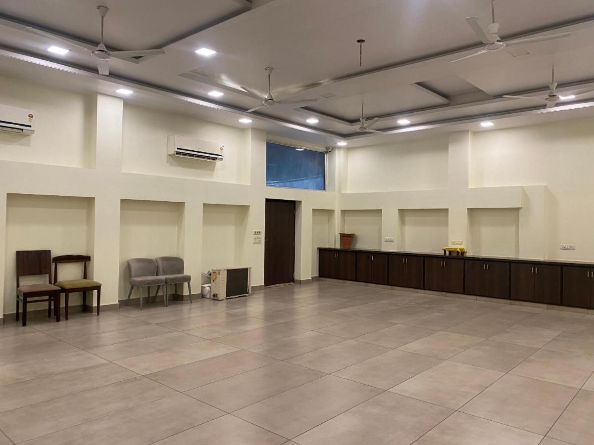 Hotel Cedar Jaipur Dış mekan fotoğraf